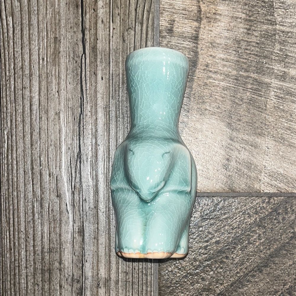 Novica signed & numbered Turquoise Elephant Vase